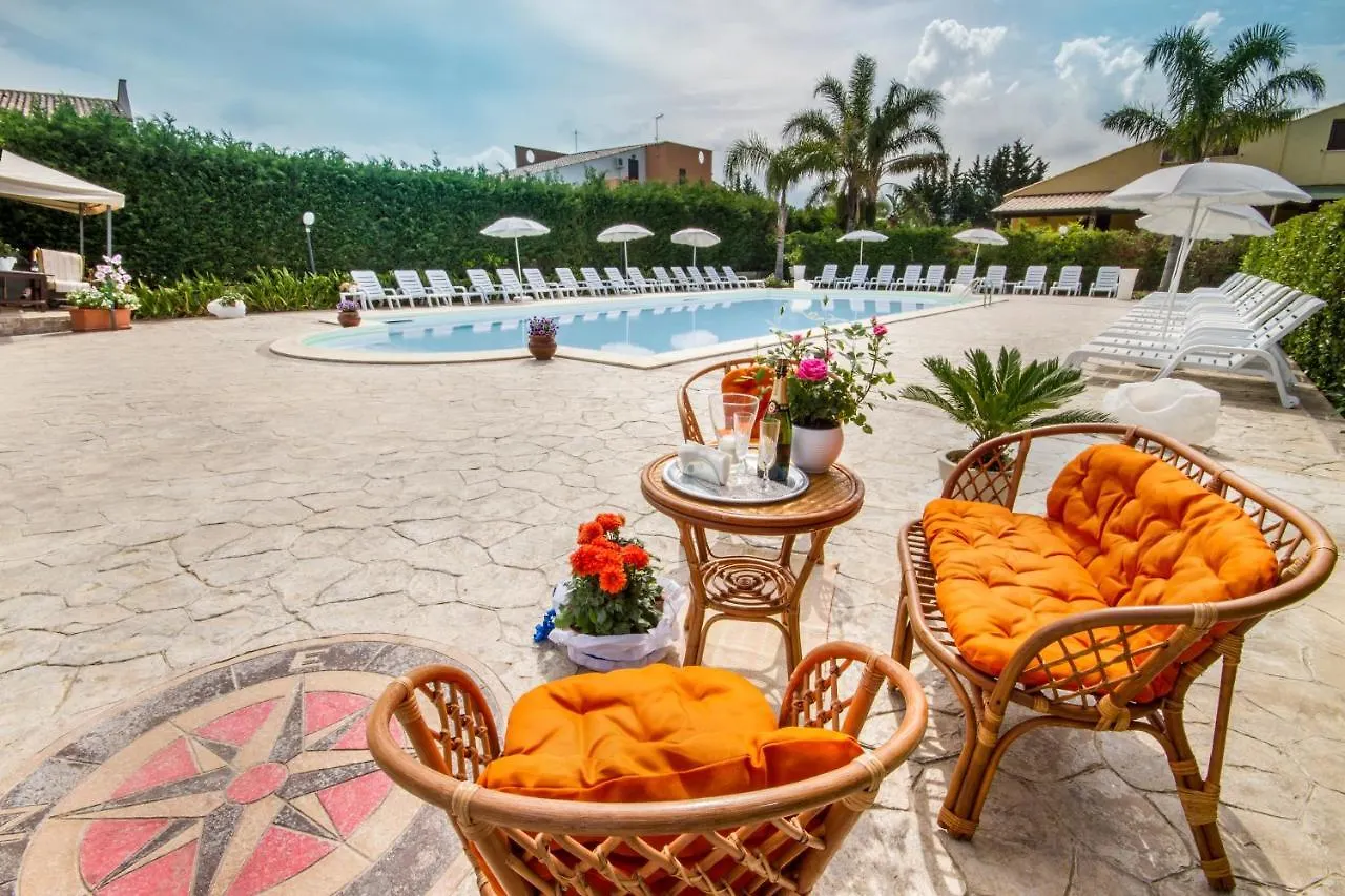 Casa Vacanza Paradise Vicino Cefalu Con Servizio Di Piscina A 3 Chilometri Apartment Campofelice Di Roccella