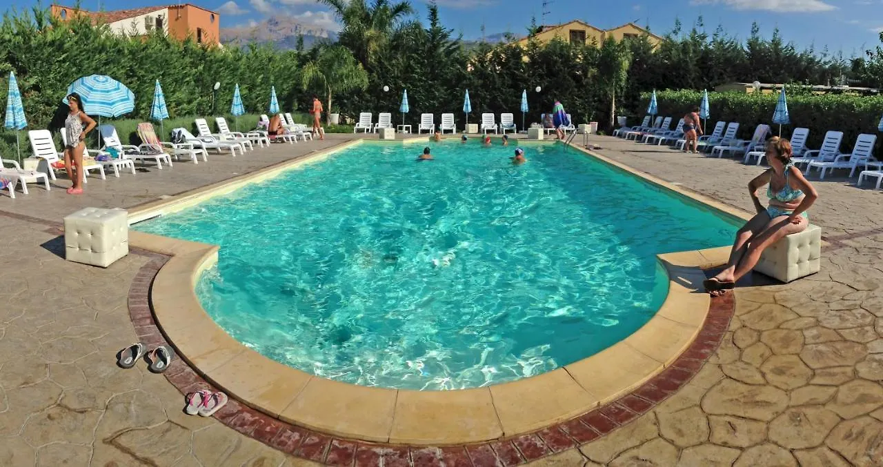 Casa Vacanza Paradise Vicino Cefalu Con Servizio Di Piscina A 3 Chilometri Apartment Campofelice Di Roccella