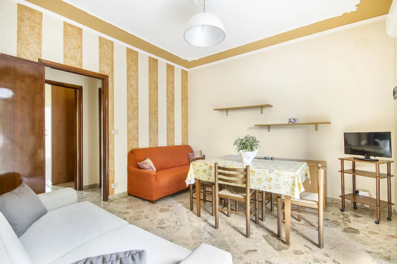 Casa Vacanza Paradise Vicino Cefalu Con Servizio Di Piscina A 3 Chilometri Apartment Campofelice Di Roccella Italy
