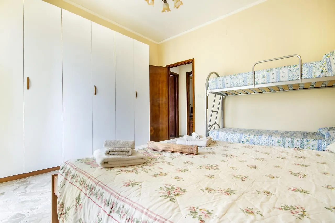 Casa Vacanza Paradise Vicino Cefalu Con Servizio Di Piscina A 3 Chilometri Apartment Campofelice Di Roccella