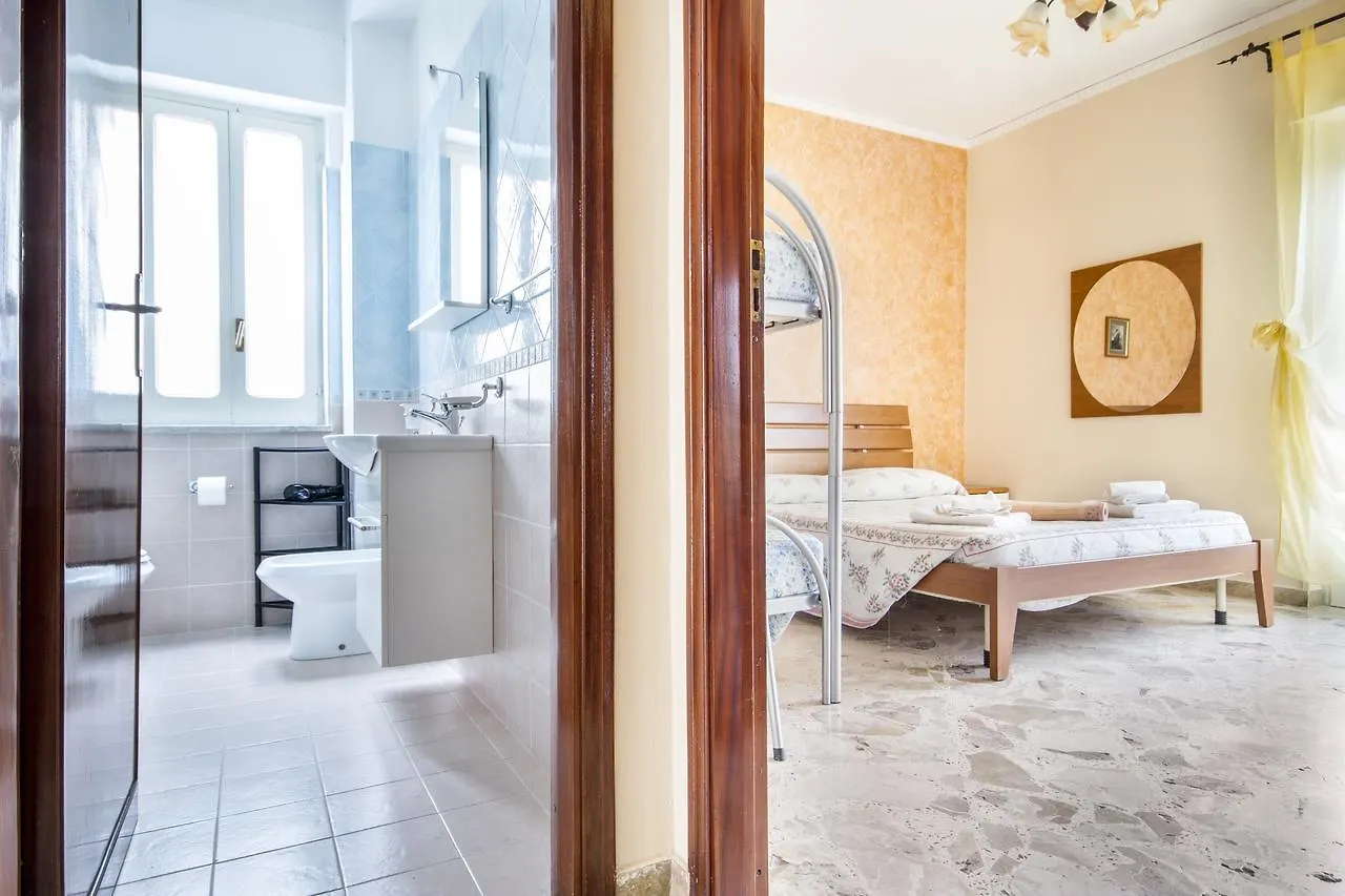 Casa Vacanza Paradise Vicino Cefalu Con Servizio Di Piscina A 3 Chilometri Apartment Campofelice Di Roccella Italy